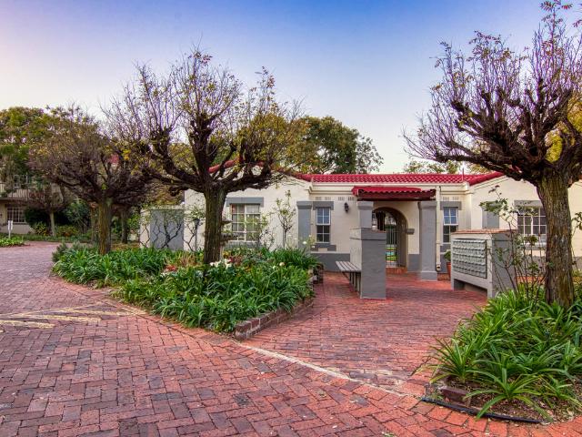 2 Bedroom Apartment To Let in Bryanston