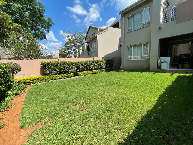 2 Bedroom Apartment To Let in Bryanston