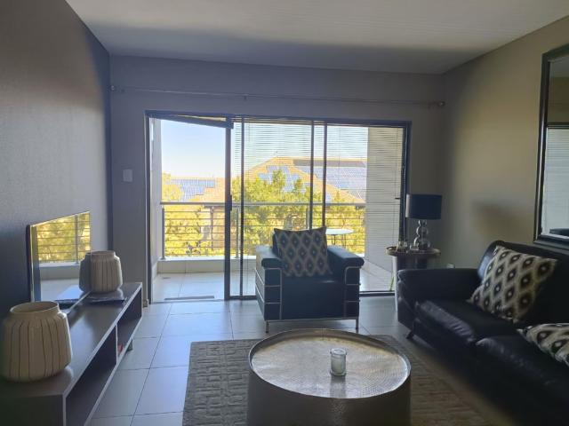 2 Bedroom Apartment To Let in Bryanston
