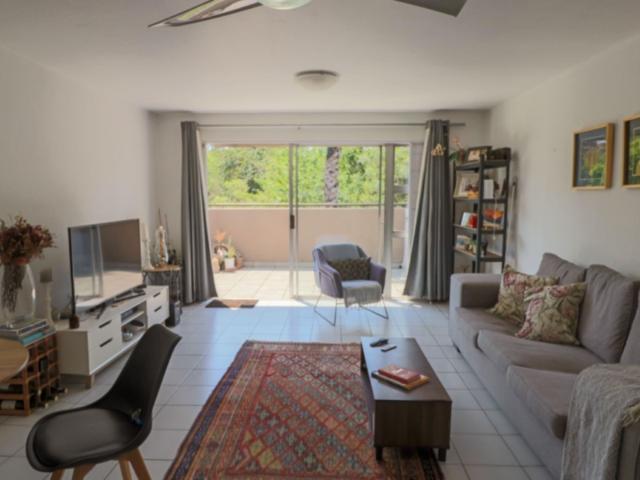 2 Bedroom Apartment To Let in Bryanston