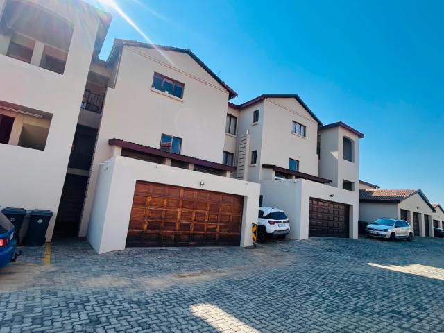 2 Bedroom Apartment To Let in Carlswald