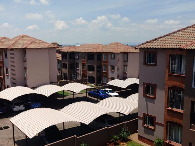 2 Bedroom Apartment To Let in Castleview