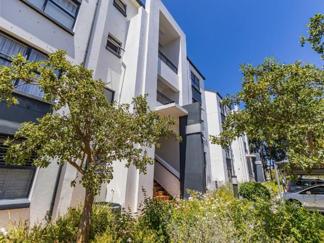 2 Bedroom Apartment To Let in De Velde