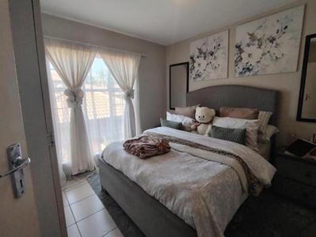 2 bedroom apartment to let in die ho.