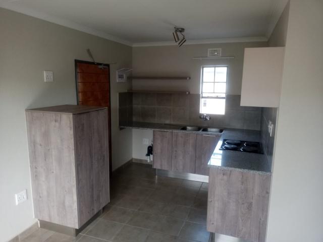 2 Bedroom Apartment To Let in Dorandia