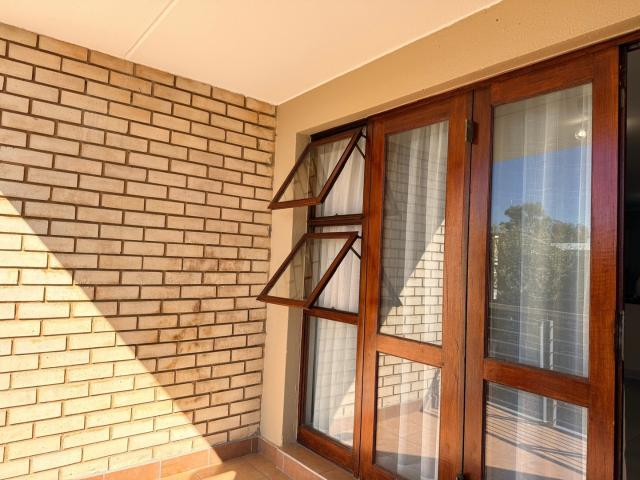 2 Bedroom Apartment To Let in Ferndale