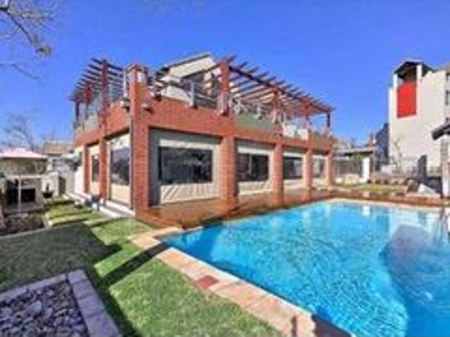 2 Bedroom Apartment Rented in Fourways