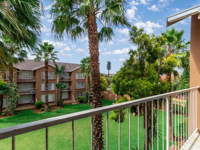 2 Bedroom Apartment To Let in Florida