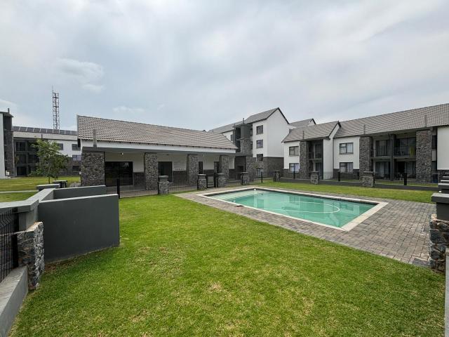 2 Bedroom Apartment To Let in Glen Marais