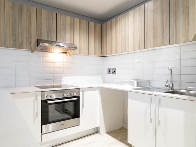 2 Bedroom Apartment To Let in Green Point
