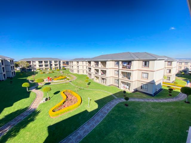 2 Bedroom Apartment To Let in Halfway Gardens