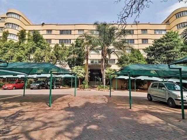 2 Bedroom Apartment To Let in Houghton Estate