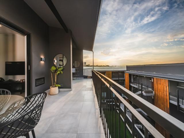 2 Bedroom Apartment To Let in Hyde Park