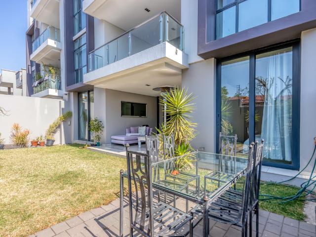 2 Bedroom Apartment To Let in Hyde Park