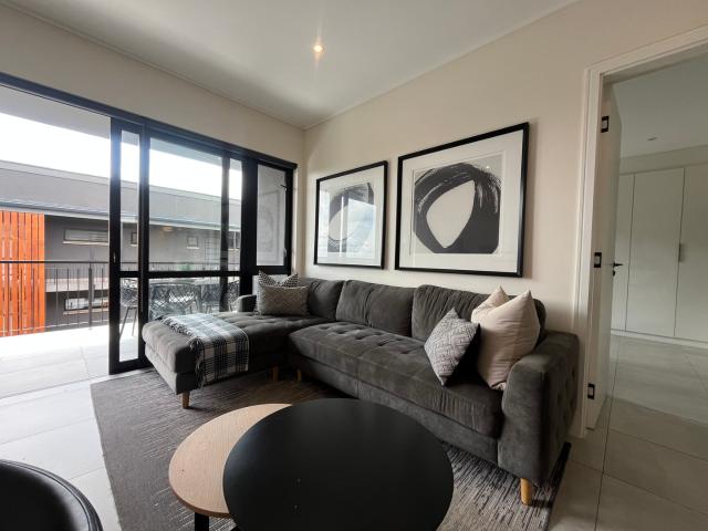 2 Bedroom Apartment To Let in Hyde Park