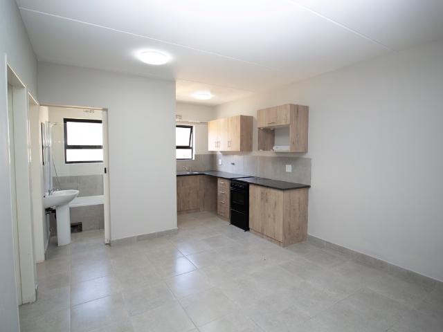 2 Bedroom Apartment To Let in Kenleaf