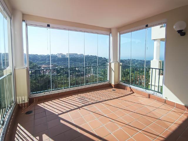 2 Bedroom Apartment To Let in La Lucia