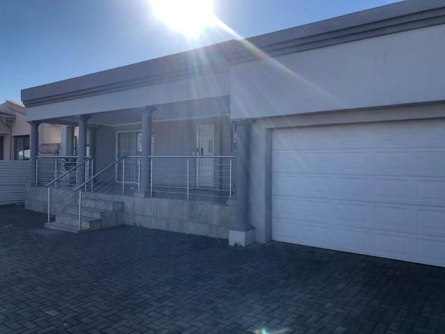 2 Bedroom Apartment To Let in Laudium | Fair Properties