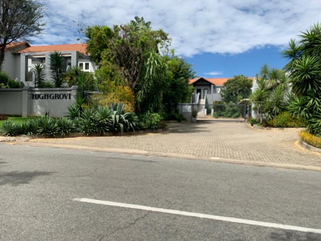 2 Bedroom Apartment To Let in Magaliessig