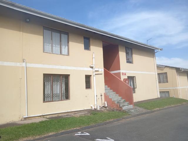 2 Bedroom Apartment To Let in Montclair