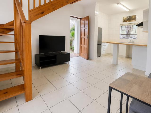 2 Bedroom Apartment To Let in Morningside