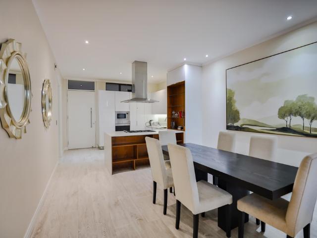 2 Bedroom Apartment To Let in Morningside