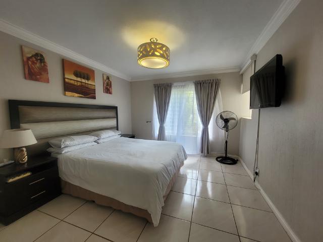 2 Bedroom Apartment To Let in Morningside