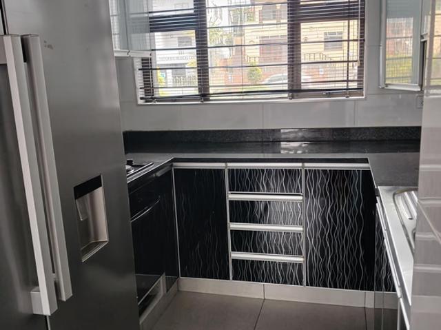 2 Bedroom Apartment To Let in Musgrave