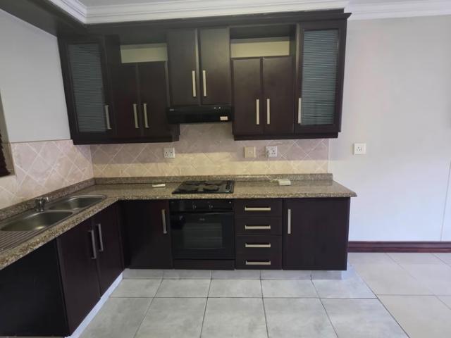 2 Bedroom Apartment To Let in New Town Centre