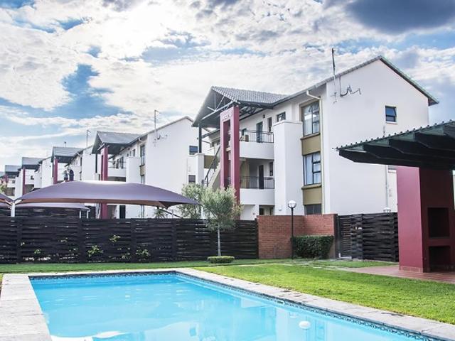 2 Bedroom Apartment To Let in Noordwyk | Waterfall Properties