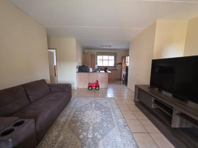 2 Bedroom Apartment To Let in Noordwyk | Waterfall Properties