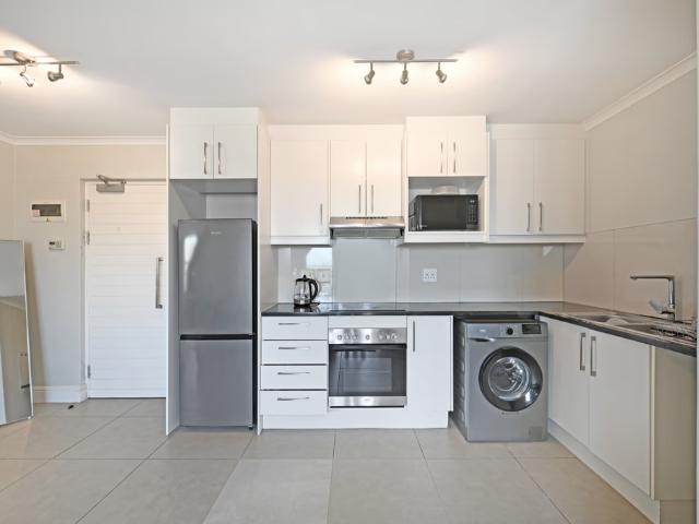 2 Bedroom Apartment To Let in Observatory | LIONLEAD Real Estate