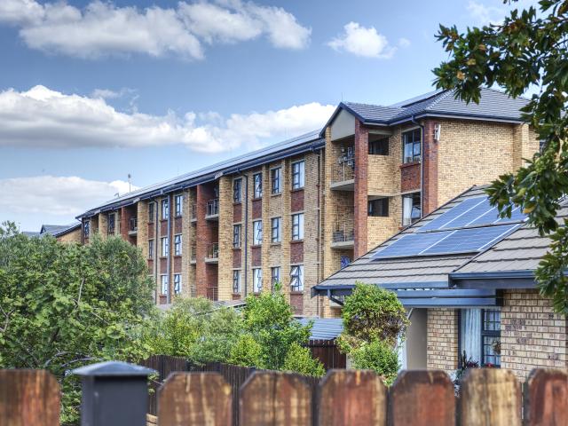2 Bedroom Apartment To Let in Olympus AH