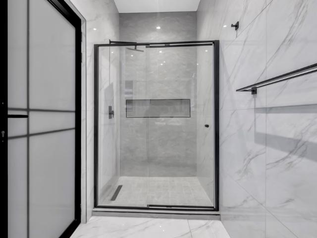 2 Bedroom Apartment To Let in Parktown North