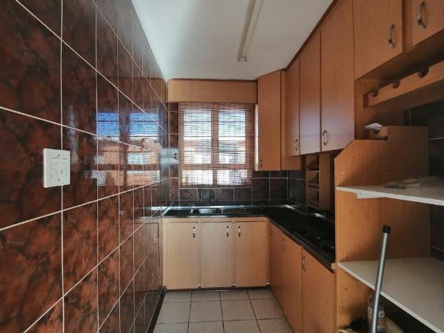 2 Bedroom Apartment To Let in Parsons Hill