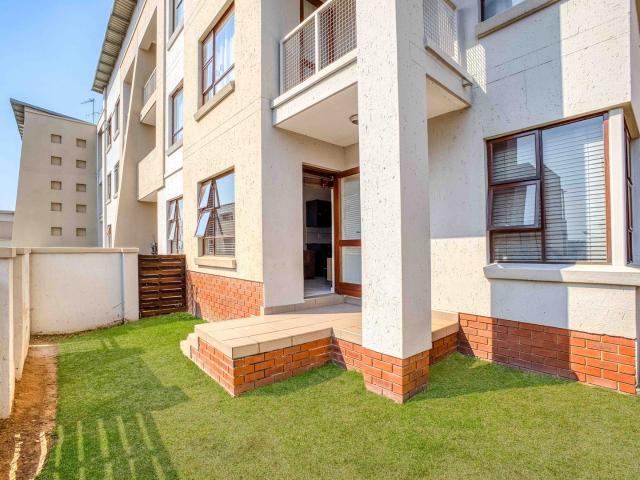 2 Bedroom Apartment To Let in Paulshof