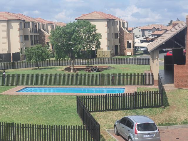 2 Bedroom Apartment To Let in Reyno Ridge