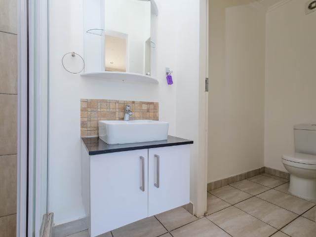 2 Bedroom Apartment To Let in Rivonia