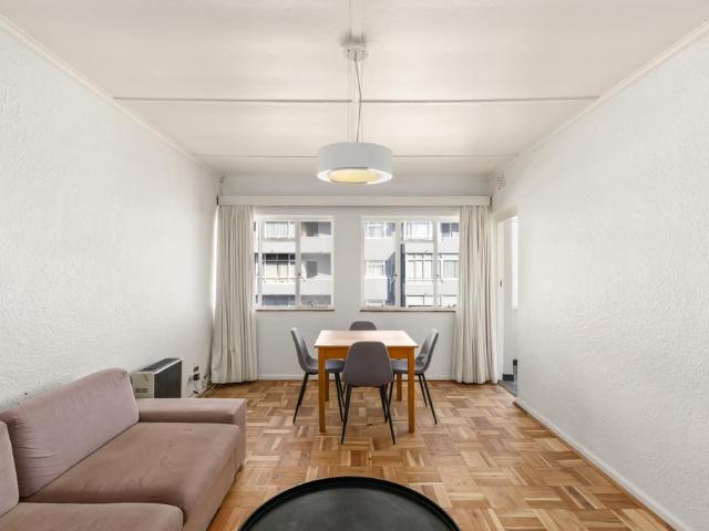2 Bedroom Apartment To Let in Sea Point | LIONLEAD Real Estate