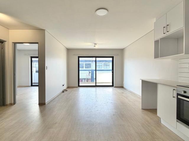 2 Bedroom Apartment To Let in Somerset West Central