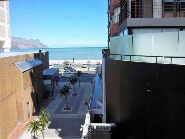 2 Bedroom Apartment To Let in Strand Central