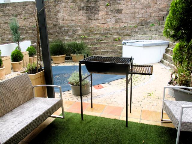 2 Bedroom Apartment Rented in Strand North