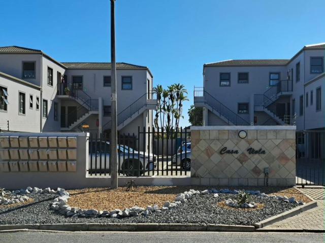 2 Bedroom apartment to rent in Bloubergrant