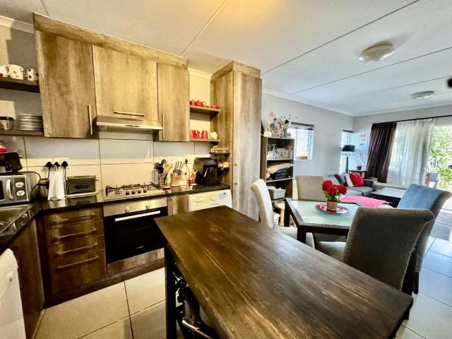 2 Bedroom apartment to rent in Burgundy Estate, Milnerton