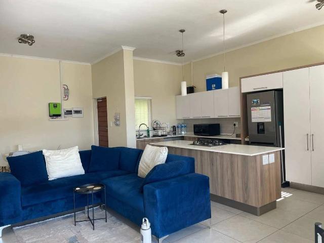 2 Bedroom Apartment to Rent in Golden Fields Estate