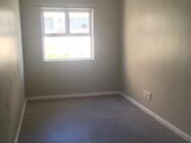 Superb 2 Bedroom Apartment To Rent in Goodwood