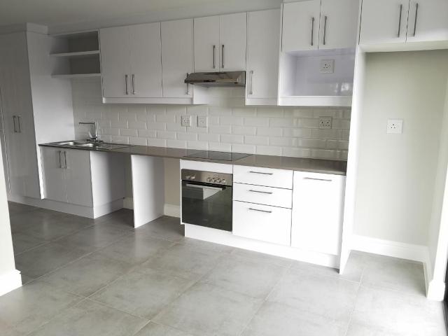 2 Bedroom apartment to rent in Kenilworth, Cape Town
