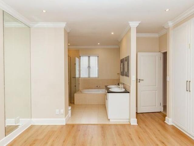 2 Bedroom apartment to rent in Kentview, Sandton