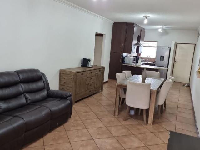 2 Bedroom apartment to rent in Lonehill, Sandton