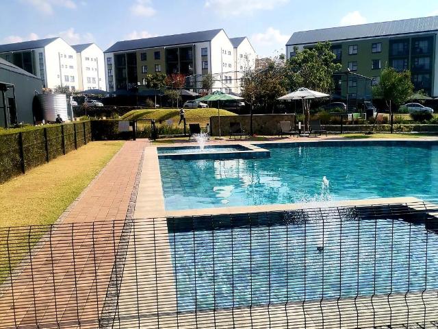 2 Bedroom Apartment to Rent in Linbro Park